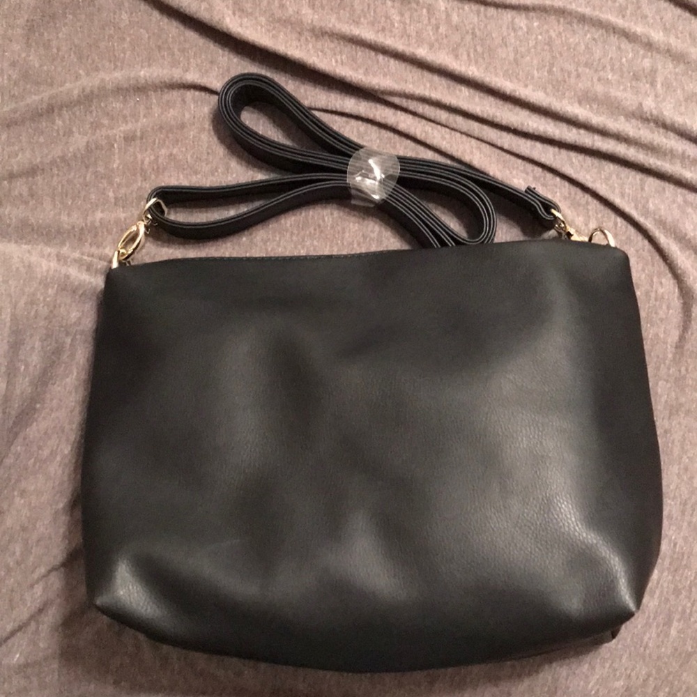 Steve Madden black cross body bag
